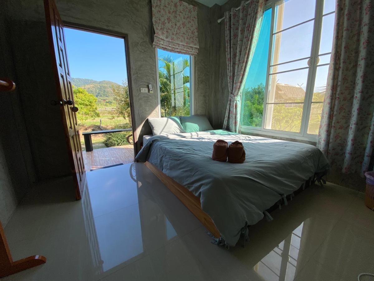 Bantaphan Homestay Nan Exterior photo