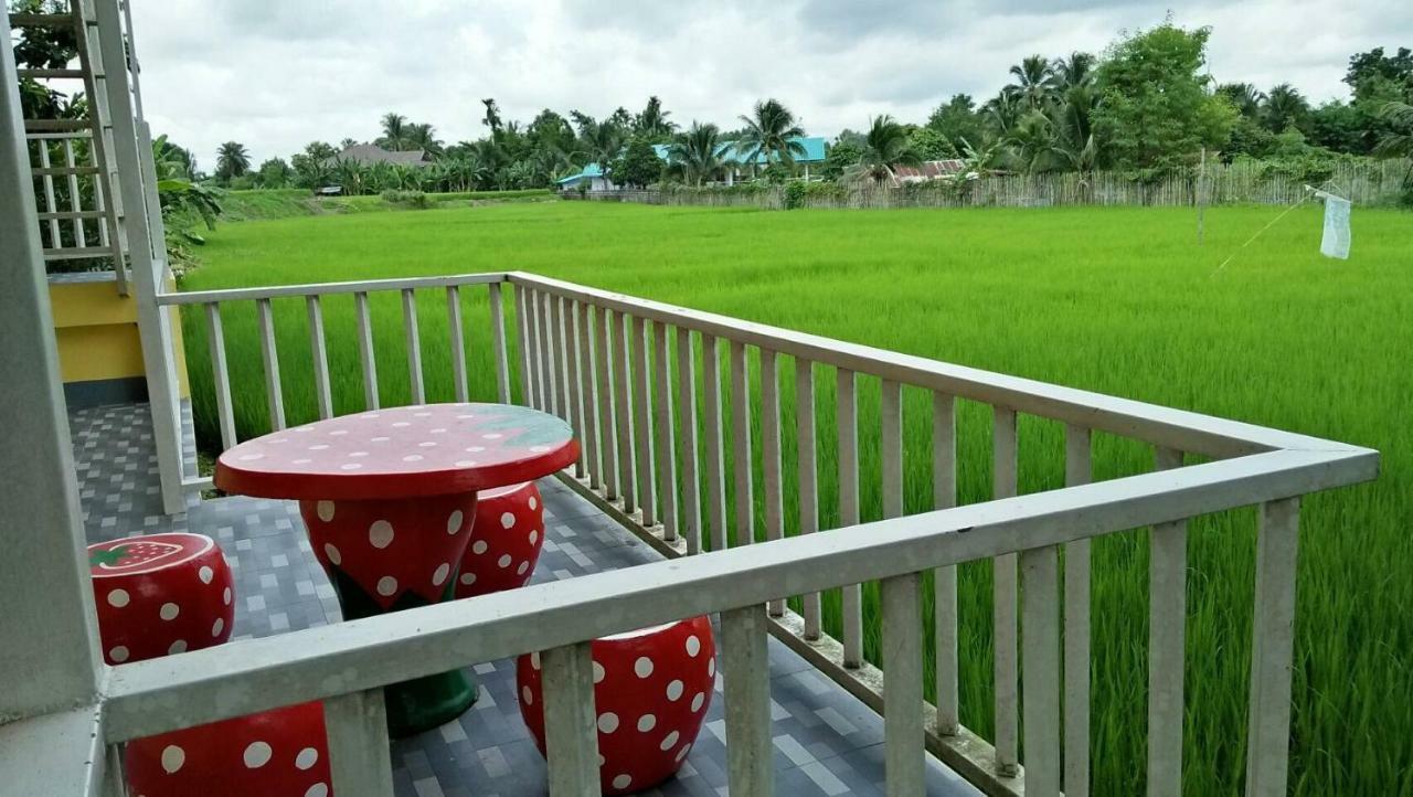 Bantaphan Homestay Nan Exterior photo